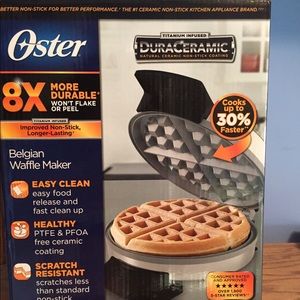 NWT Oster DuraCeramic waffle maker
